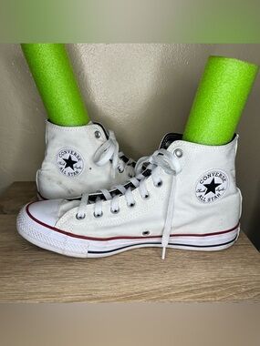 Converse Chuck Taylor All Stars White High Tops 9M/11 W